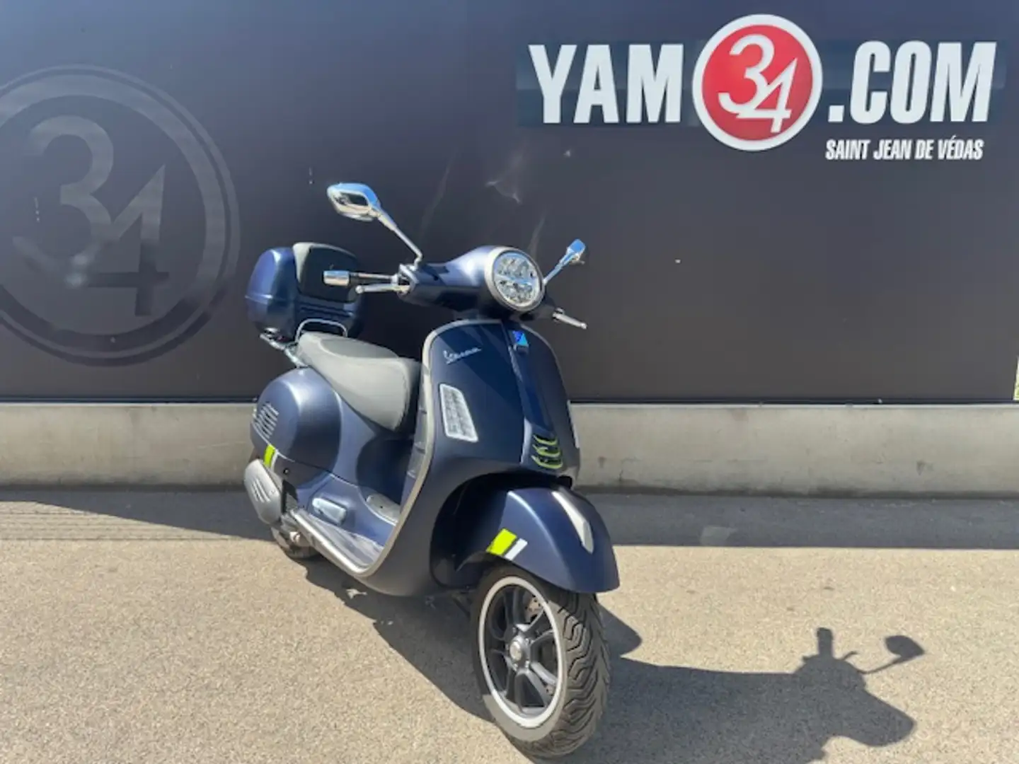 Vespa 125 Super Bleu - 2