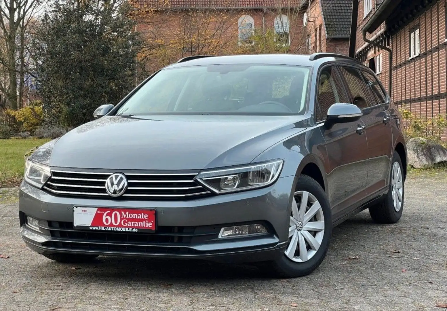 Volkswagen Passat Variant Grau - 1
