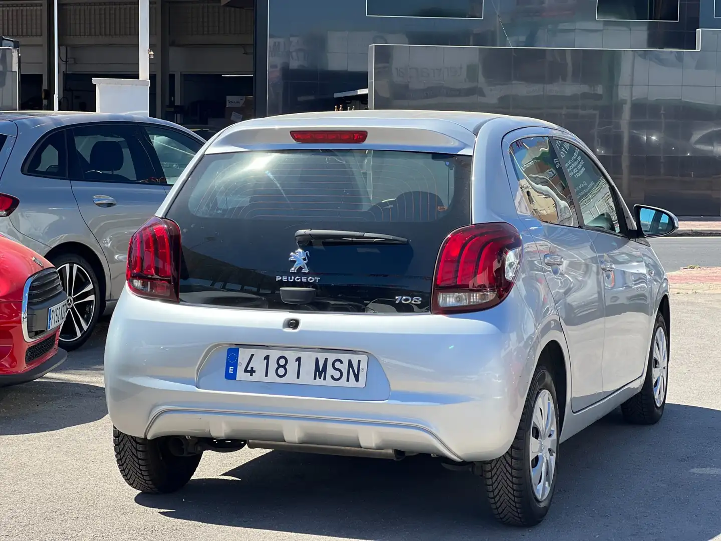 Peugeot 108 Active VTi 52kW (72CV) Gris - 2