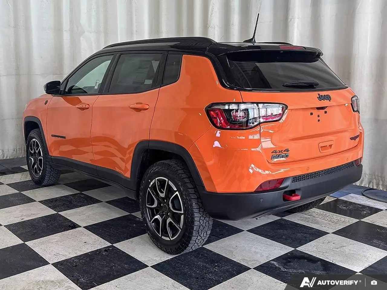 Jeep Compass photo Jeep Compass