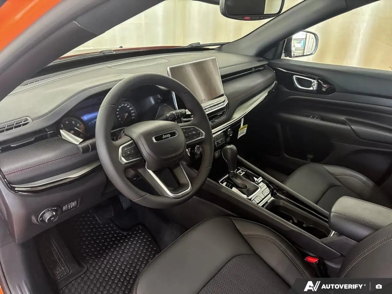Jeep Compass photo Jeep Compass
