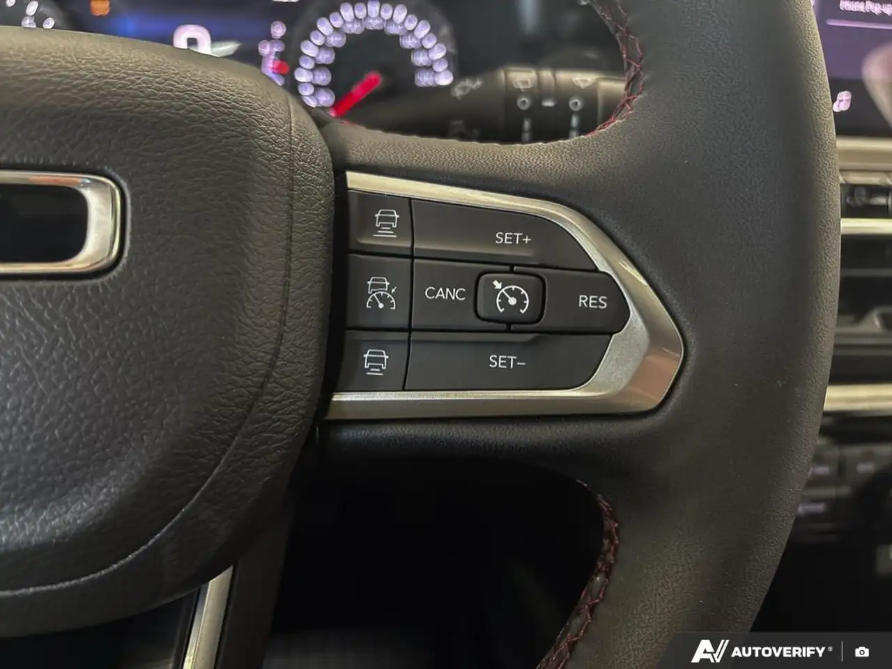 Jeep Compass photo Jeep Compass