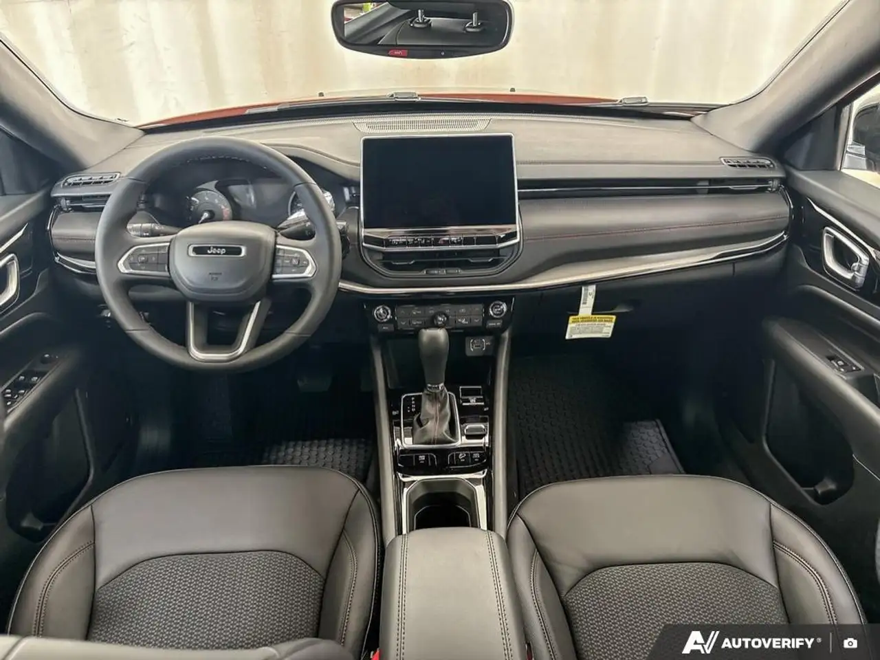 Jeep Compass photo Jeep Compass