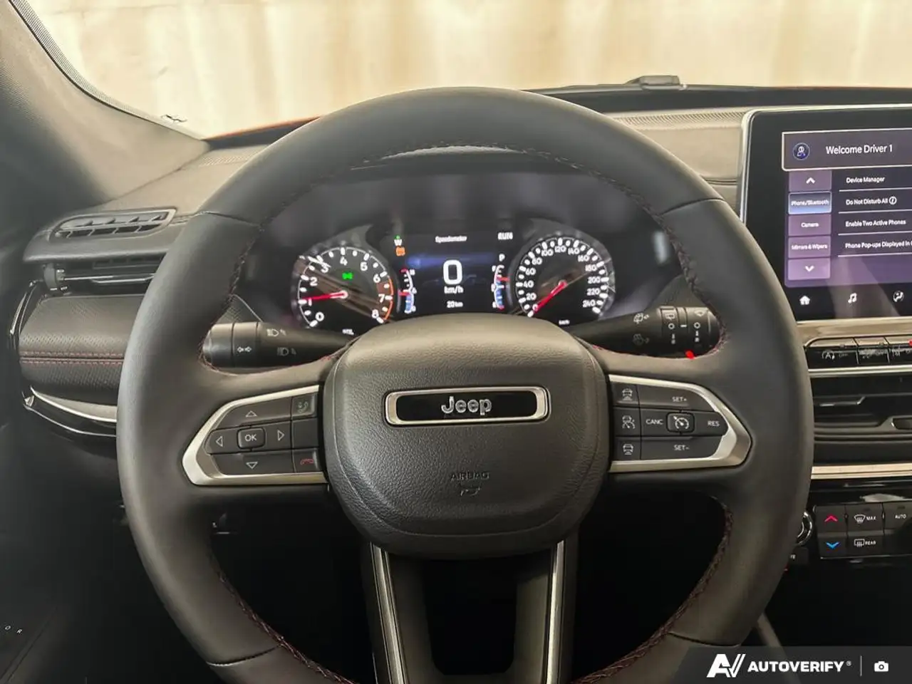 Jeep Compass photo Jeep Compass