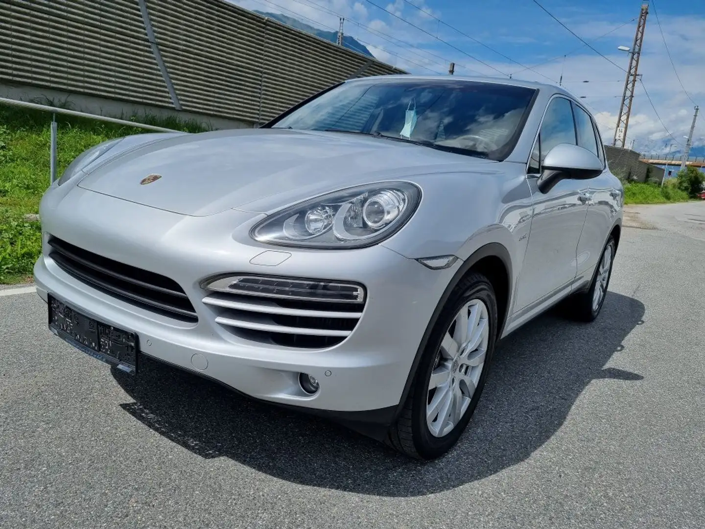 Porsche Cayenne II 3,0 Diesel Aut. Silber - 1