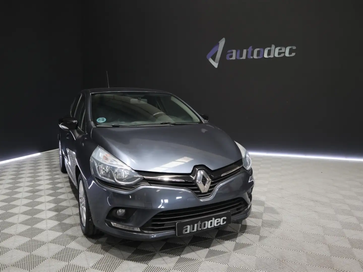 Renault Clio TCe Energy Limited 66kW Grau - 2