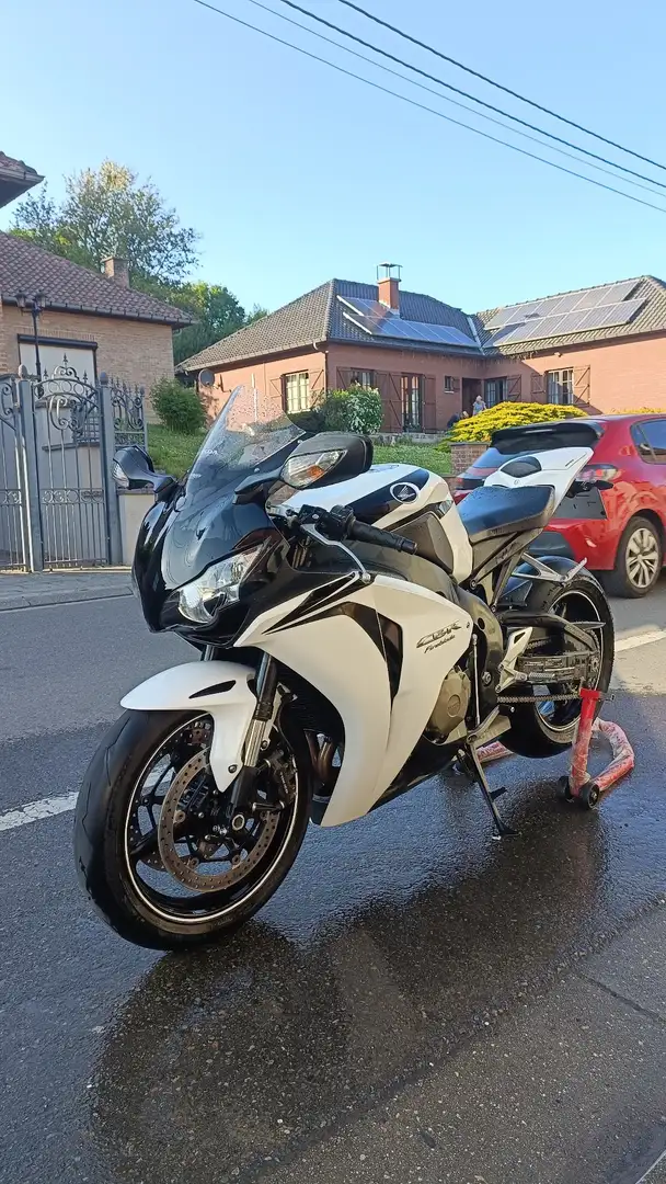 Honda CBR 1000 Blanc - 1