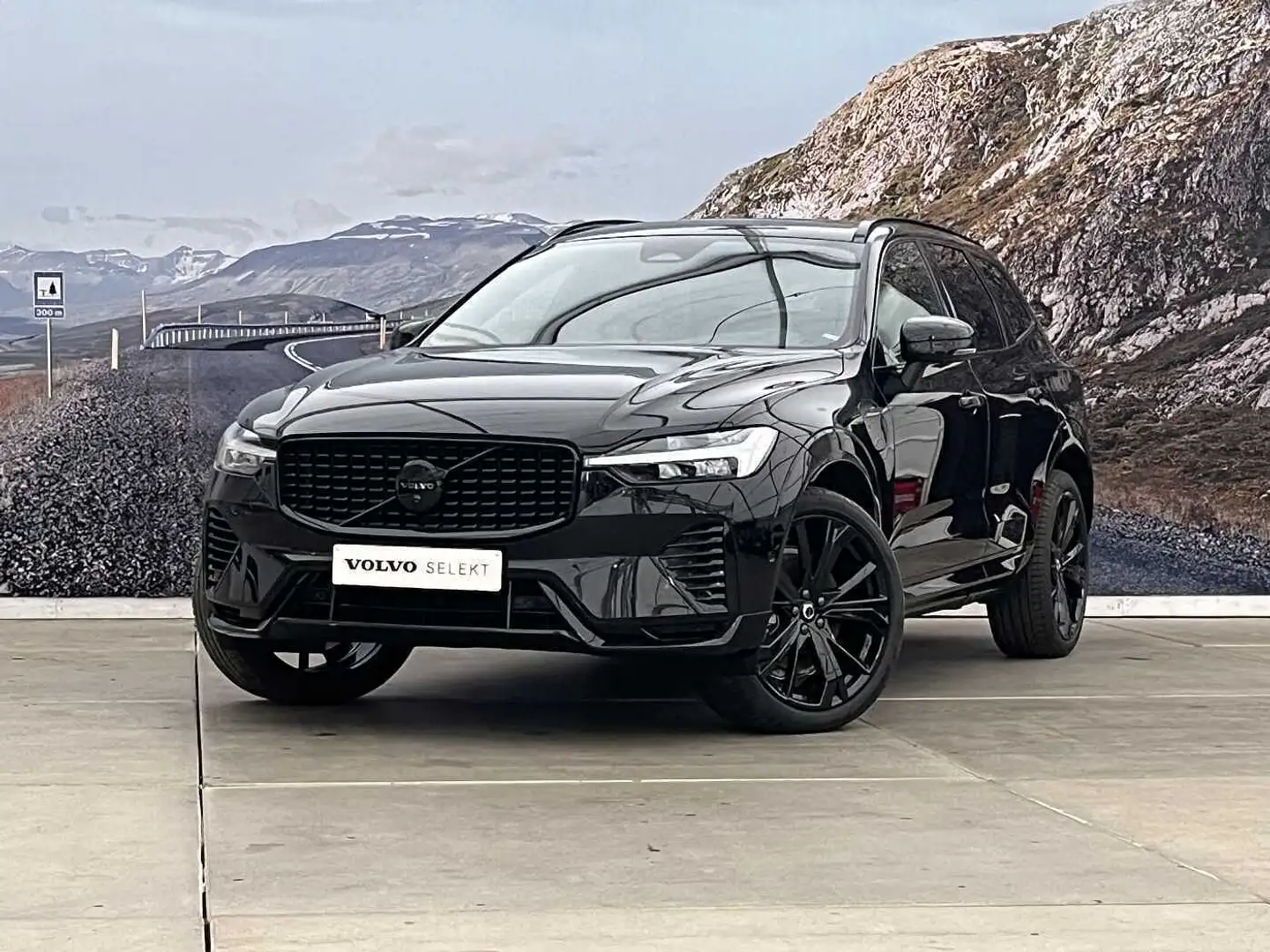 Volvo XC60 T6 PLUS - BLACK EDITION + 360° + ... Zwart - 1