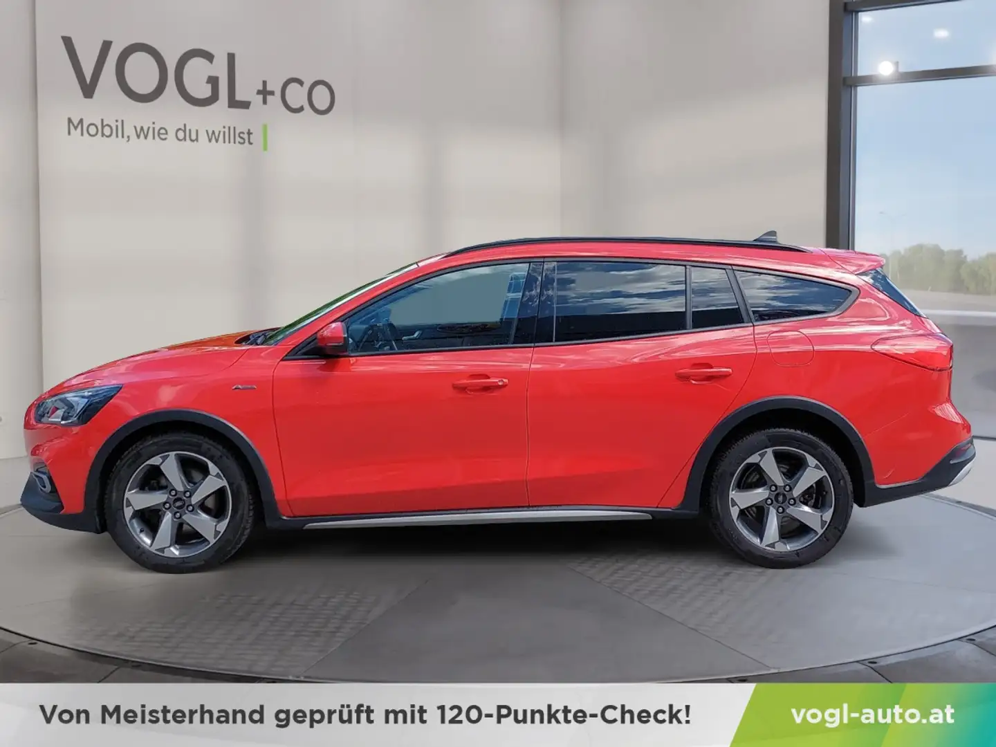 Ford Focus Traveller 1.5 EcoBlue Active X Rot - 2