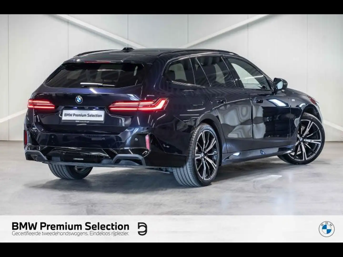 BMW 520 520dA Touring M Sport Schwarz - 2