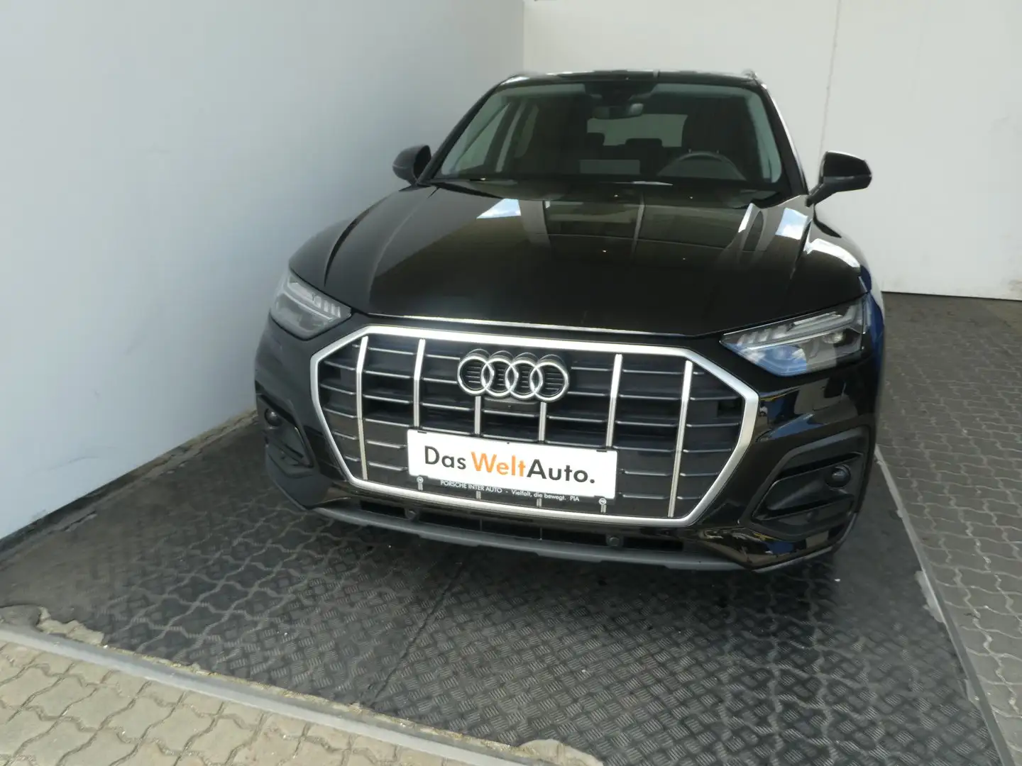 Audi Q5 35 TDI advanced Schwarz - 2