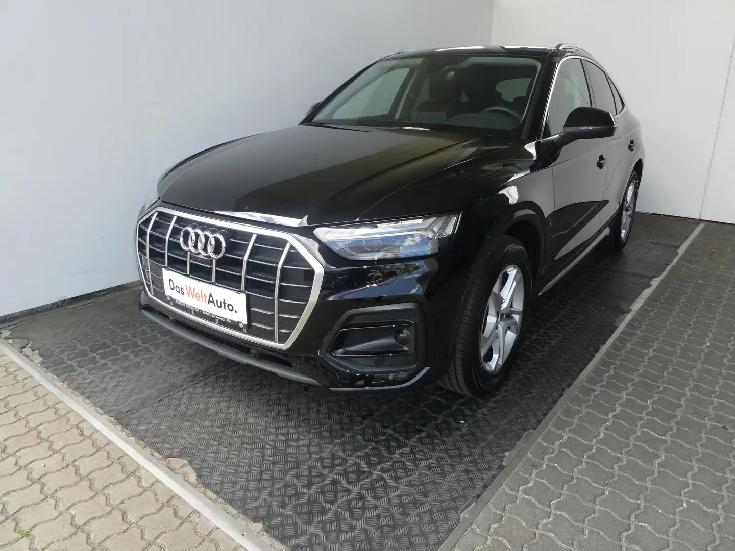 Audi Q5 35 TDI advanced Schwarz - 1