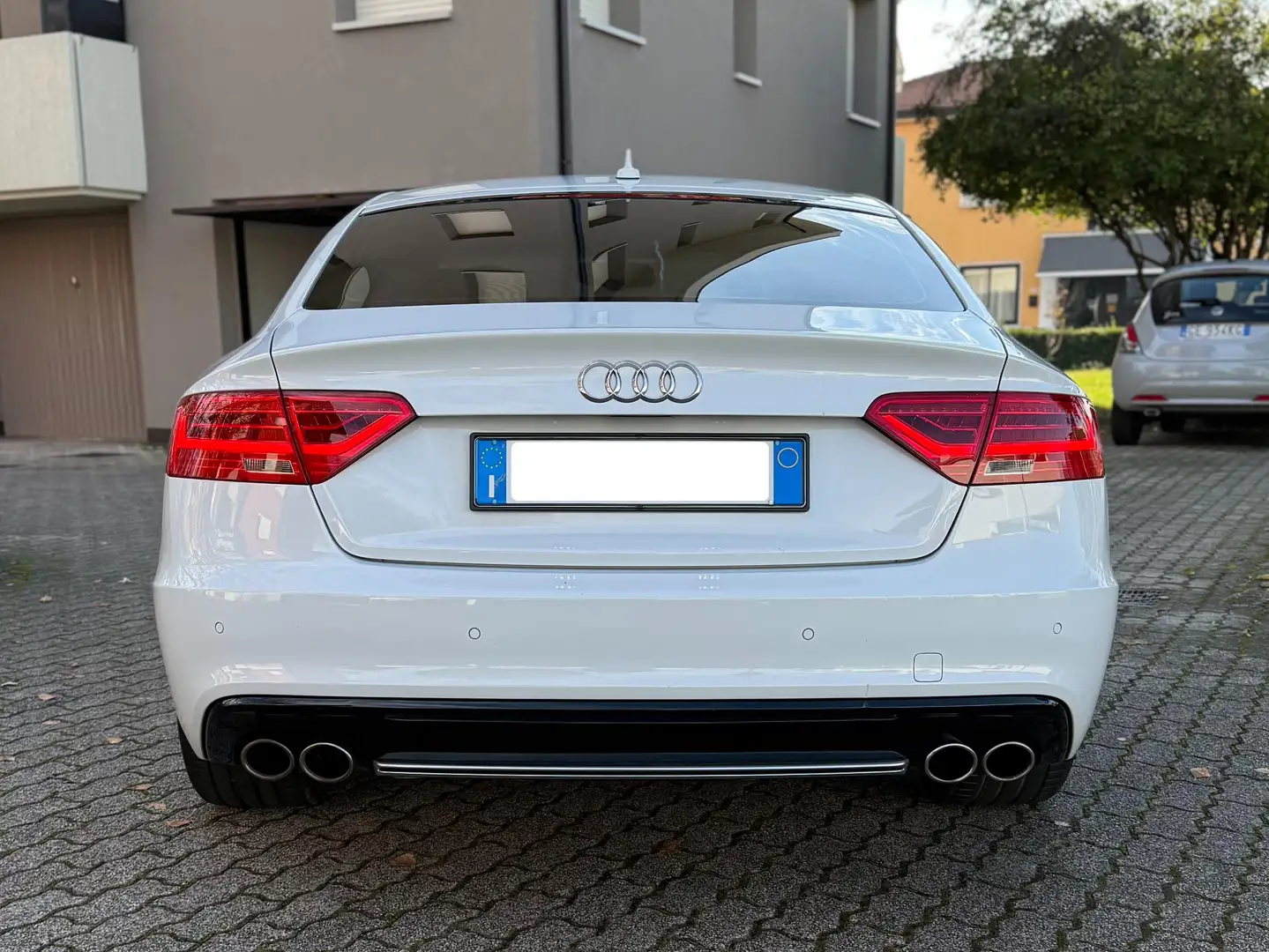 Audi A5 A5 Sportback 2.0 tdi S line quattro 190cv s-tronic Bianco - 2