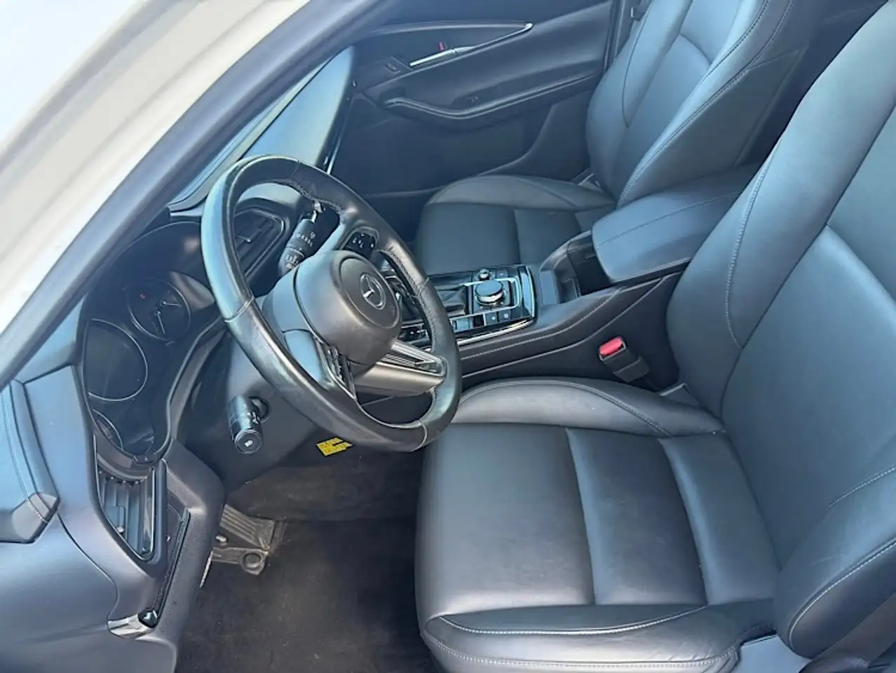 Mazda CX-30 снимка Mazda CX-30