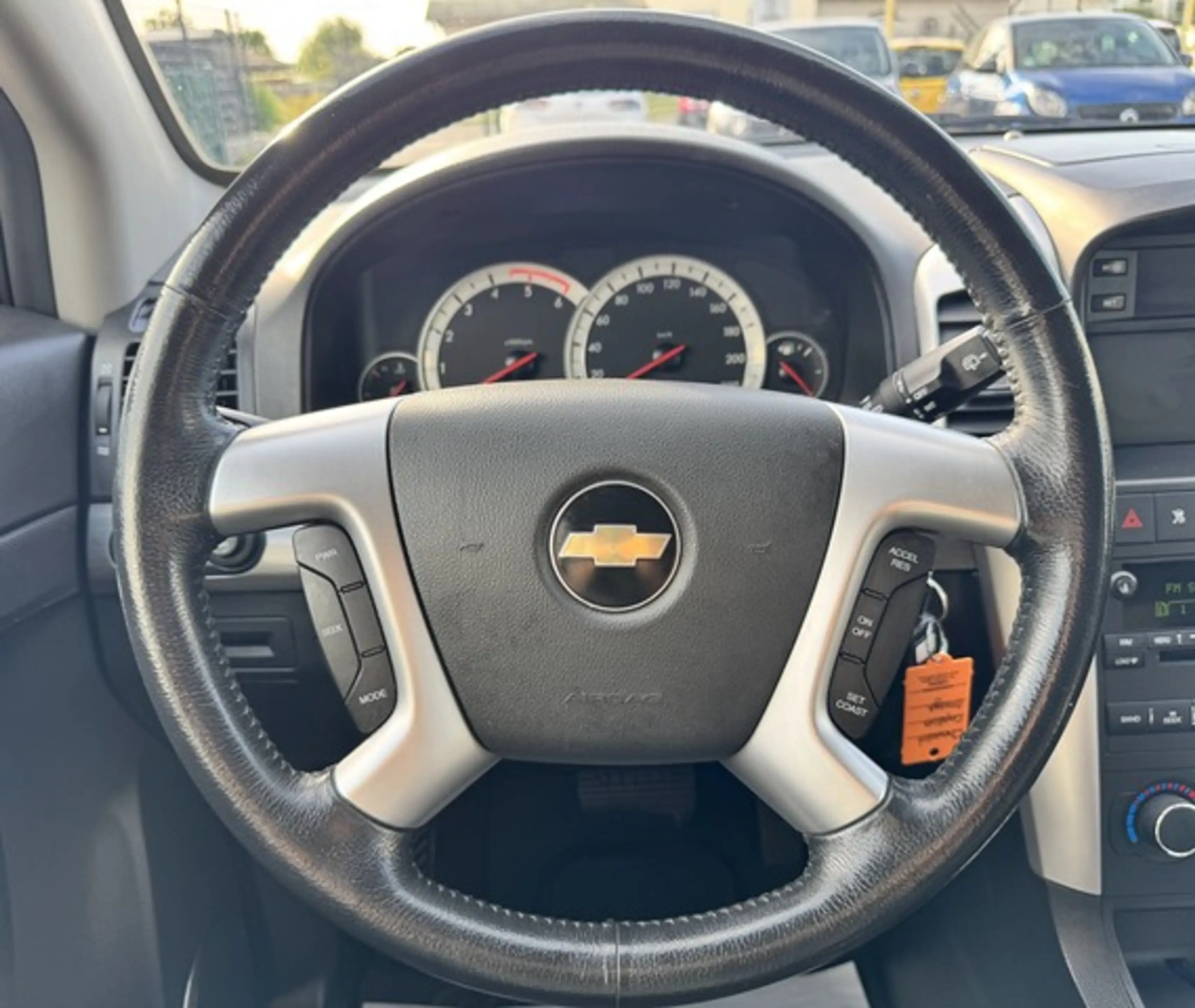 Chevrolet Captiva Exclusive+7Sitzer+SH+Klima+Allwetter+ — photo 8
