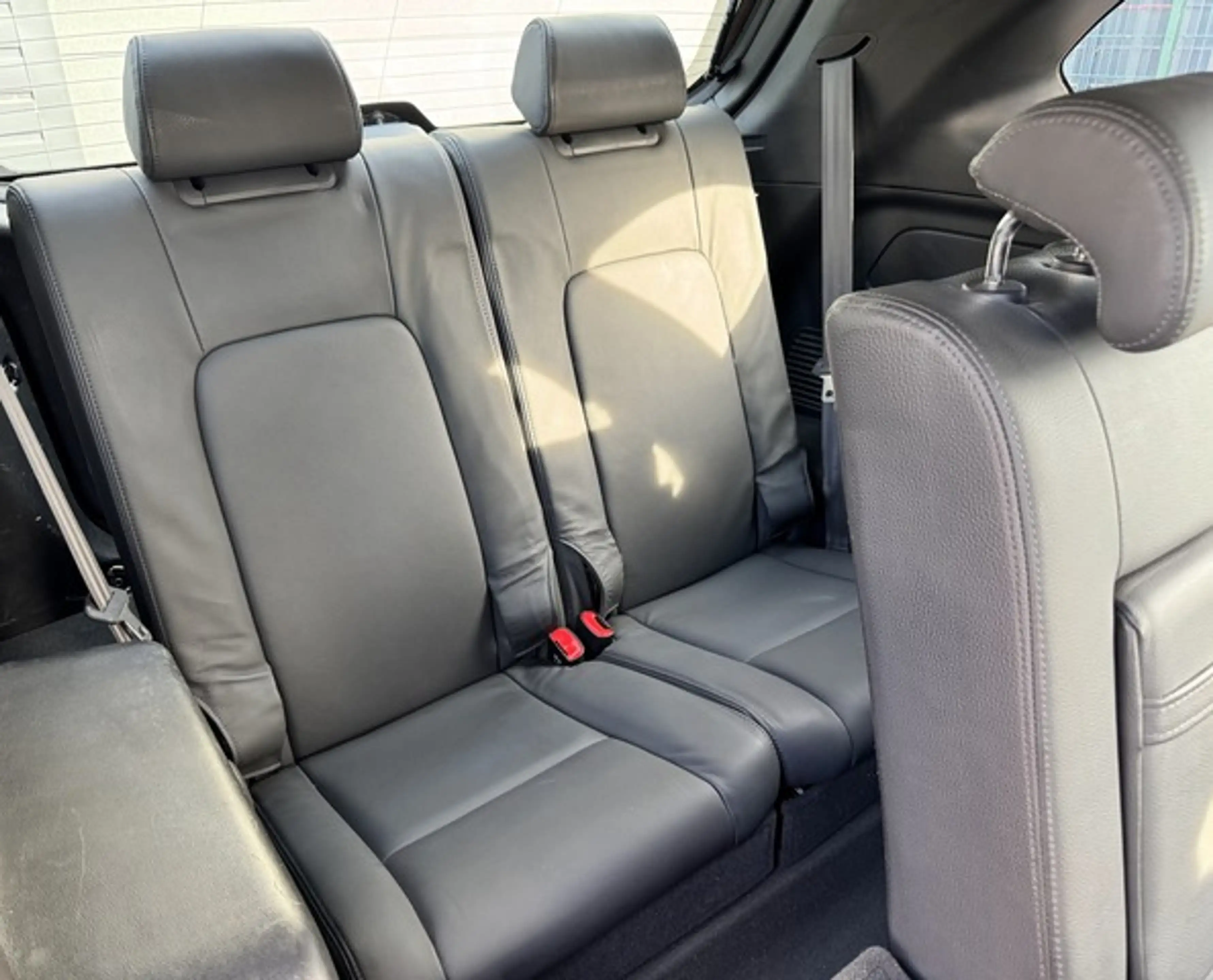 Chevrolet Captiva Exclusive+7Sitzer+SH+Klima+Allwetter+ — photo 15