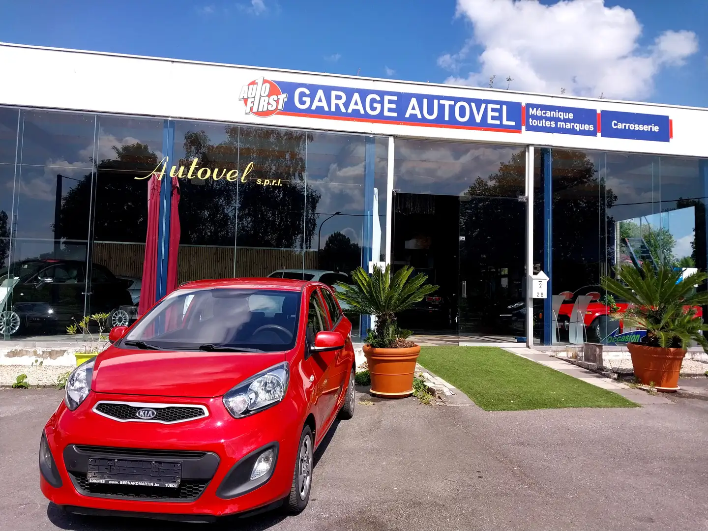 Kia Picanto 1.0i 'Style' ISG Rouge - 1