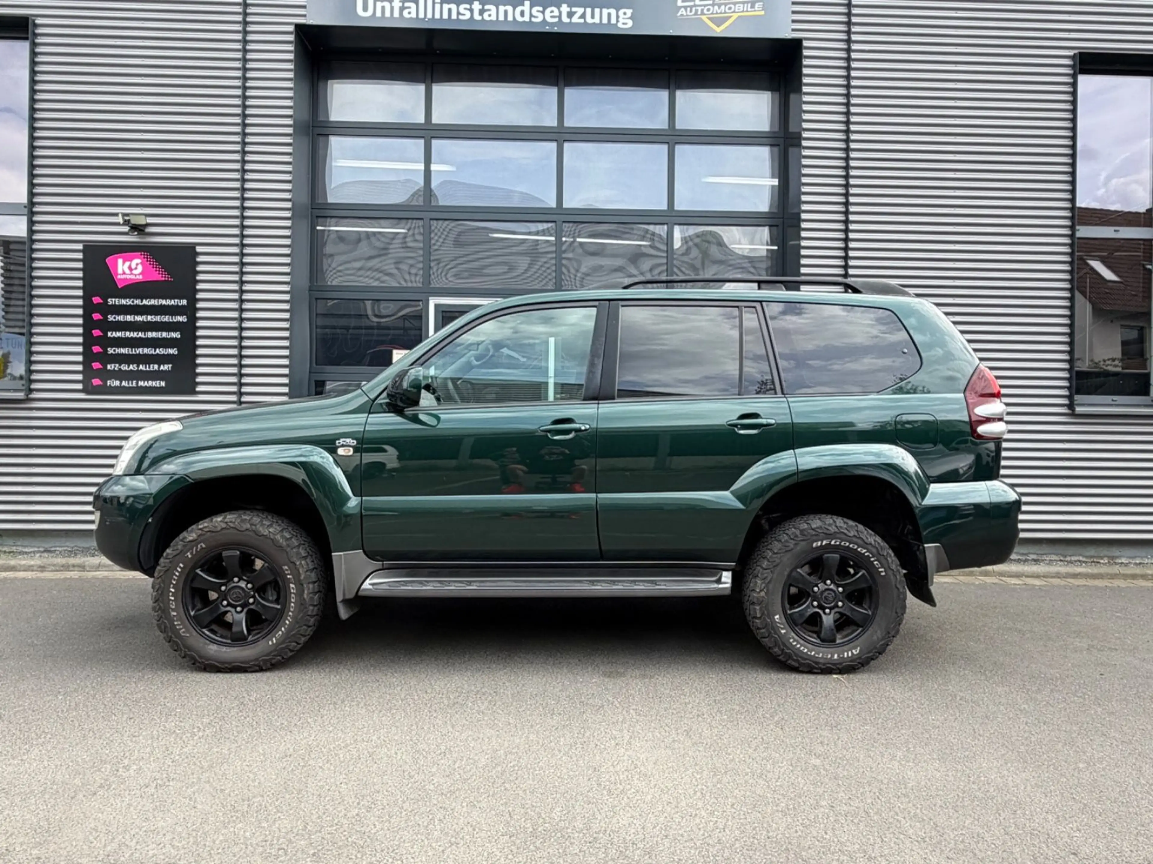 Toyota Land Cruiser 3.0 D-4D*OME FAHRWERK*STANDHEIZUNG* — photo 5