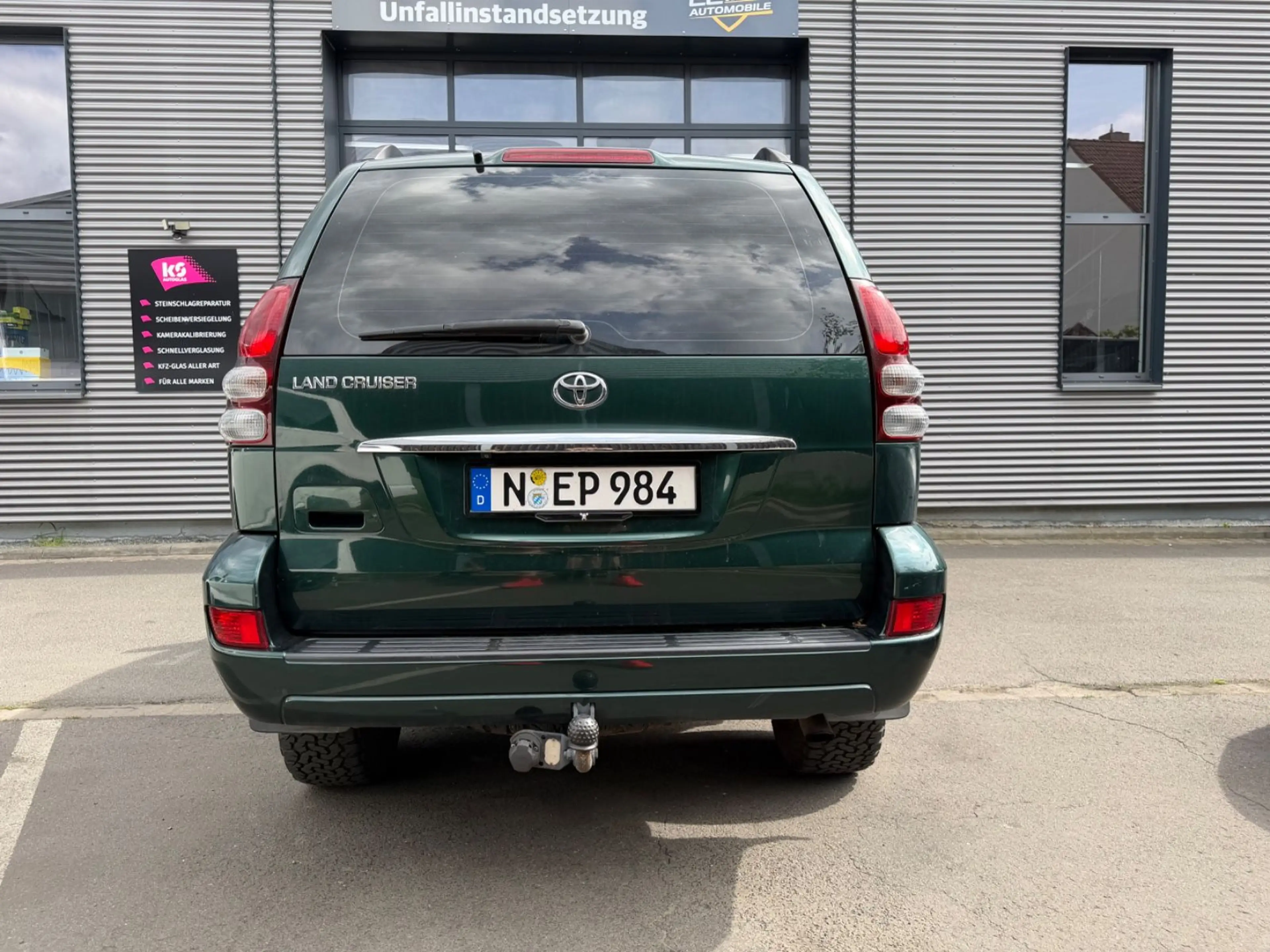 Toyota Land Cruiser 3.0 D-4D*OME FAHRWERK*STANDHEIZUNG* — photo 7