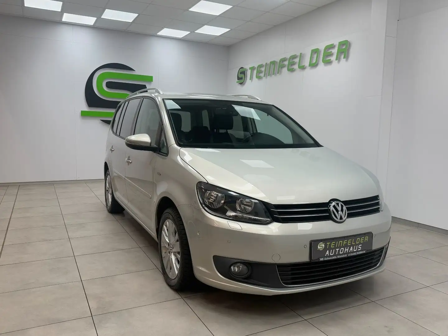 Volkswagen Touran 2.0TDI Life BMT/AUTOMATIK/NAVI/SHZ/AHK/ Gold - 1
