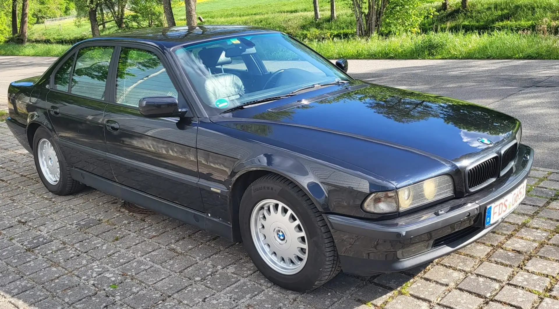 BMW 740 740i Negro - 2