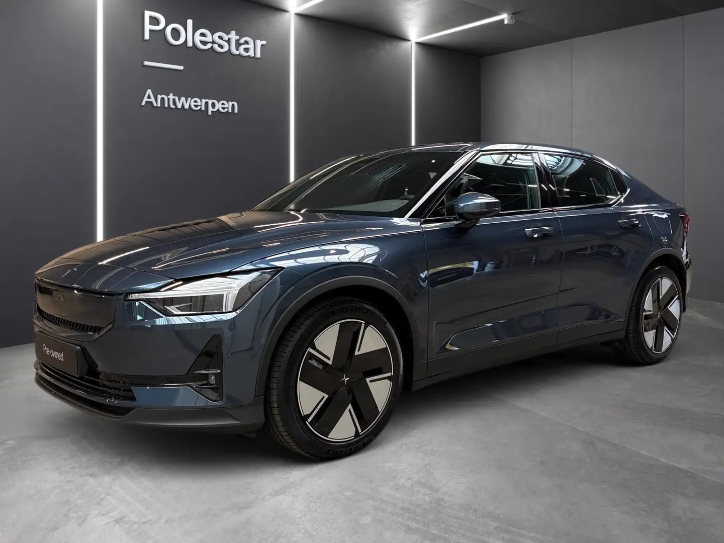 Polestar 2 Polestar 2 Long Range Single Motor Plus Blauw - 1
