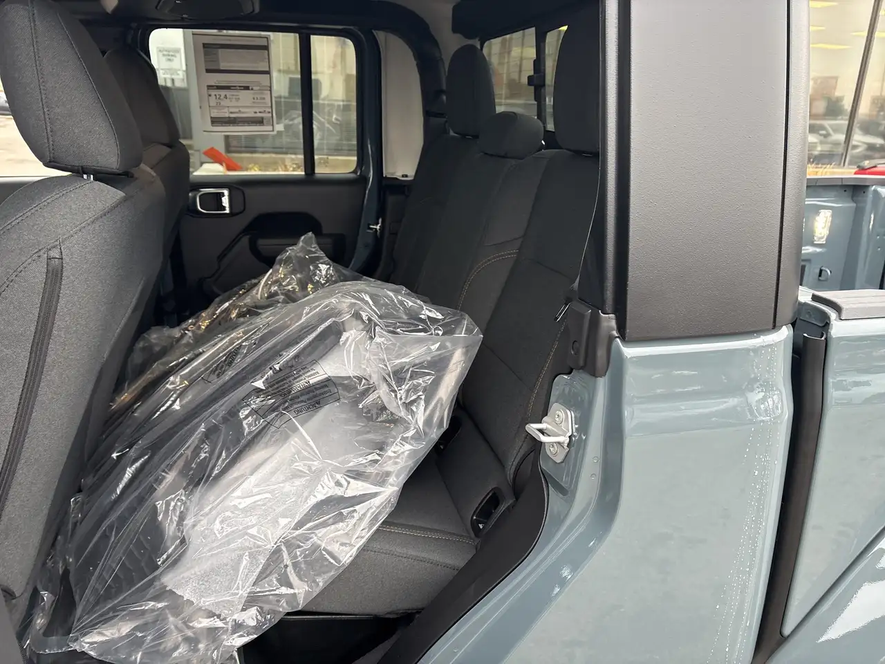 Jeep Gladiator photo Jeep Gladiator