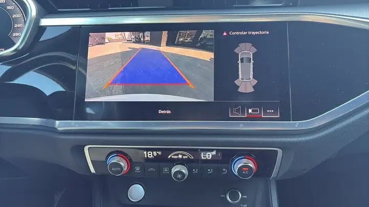 Audi Q3 2019, foto 15
