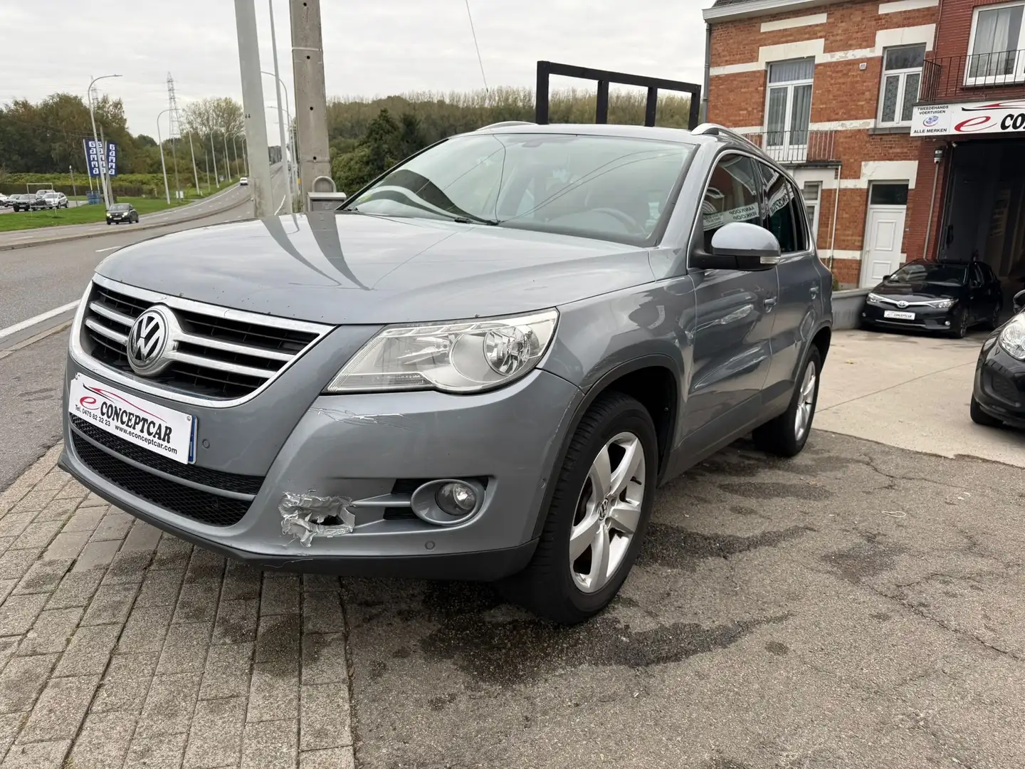 Volkswagen Tiguan 2.0 CR TDi Sport Gris - 1