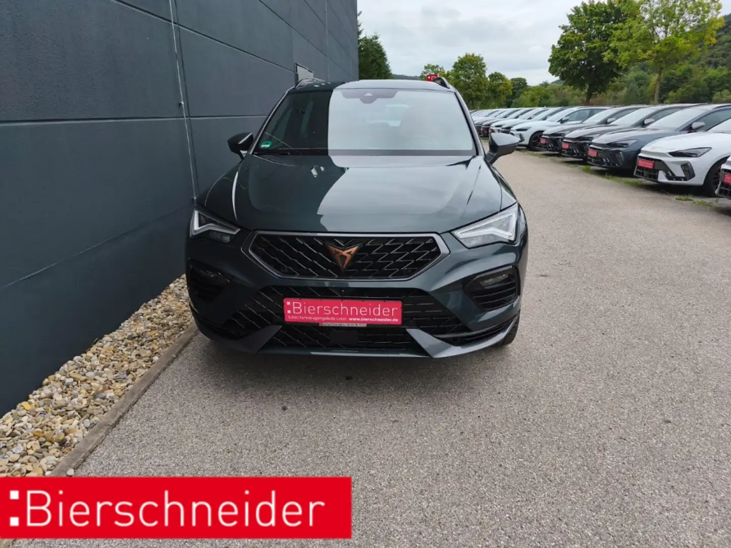 CUPRA Ateca 2.0 TSI DSG 4DRIVE PANO AHK eSITZ BEATS Grün - 1