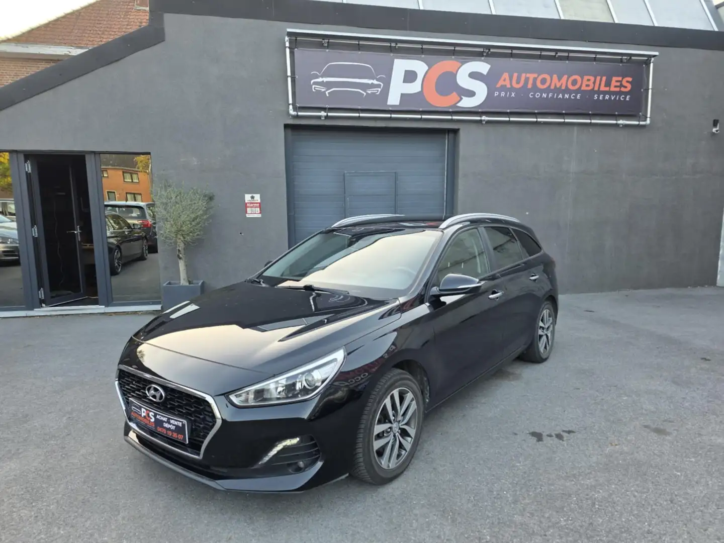 Hyundai i30 SW 1.0 T-GDi*GPS*CAMERA*SIEGES CHAIFF*CARNET... Noir - 2