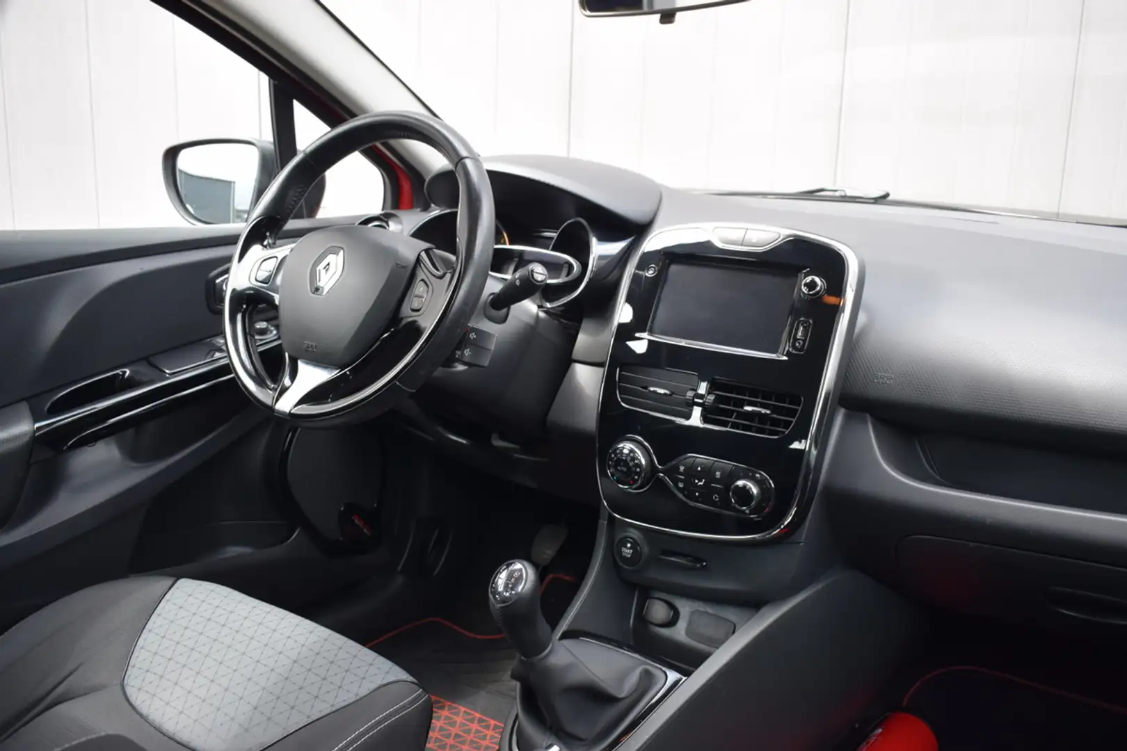 Renault Clio 0.9 TCE Dynamique ECC | Full Map Navi | Telefonie Rosso - 2