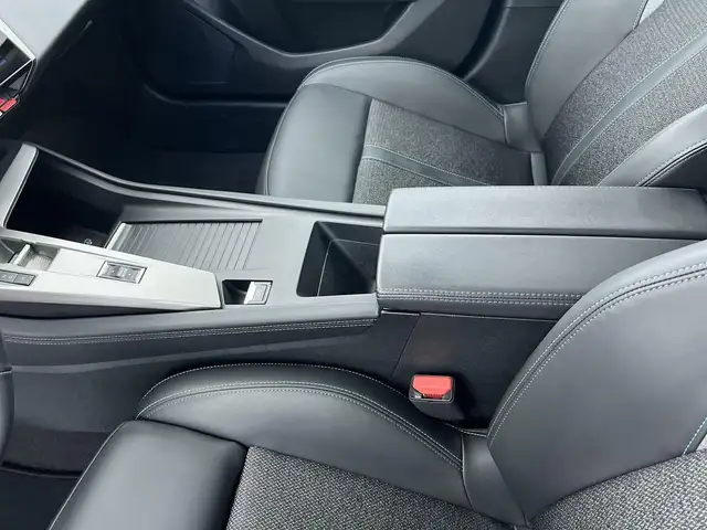 Peugeot 308 view 15