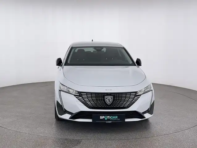 Peugeot 308 view 2