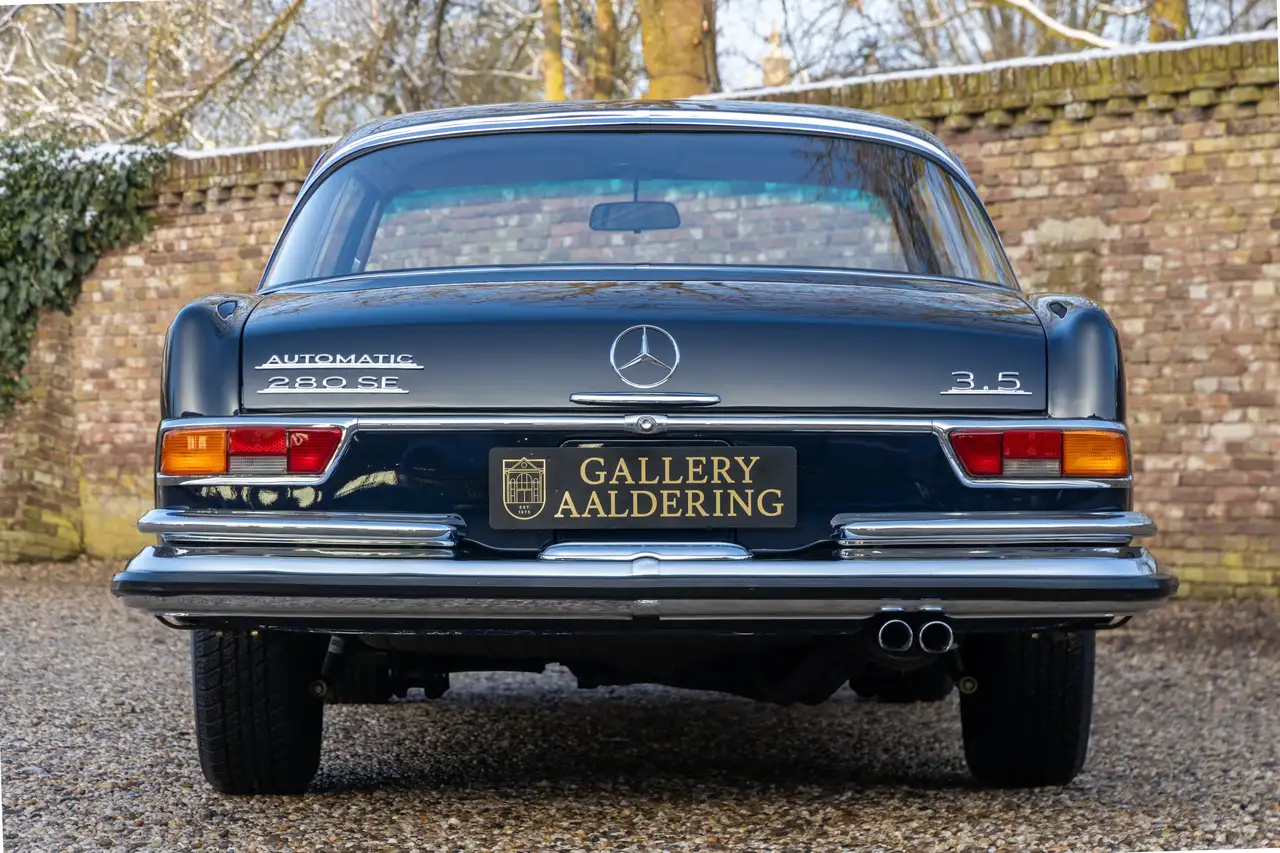 Mercedes-Benz 280 SE 3.5 Coupe "Flachkühler" Reconditioned by a well, foto 6