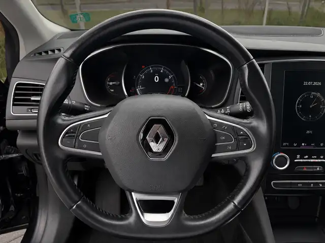 Renault Megane view 9