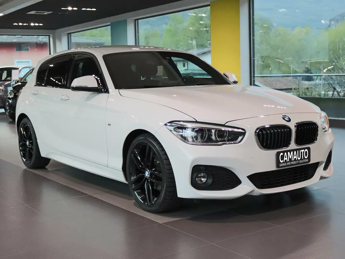 BMW 116 Serie 1 116d Msport 5p Wit - 1