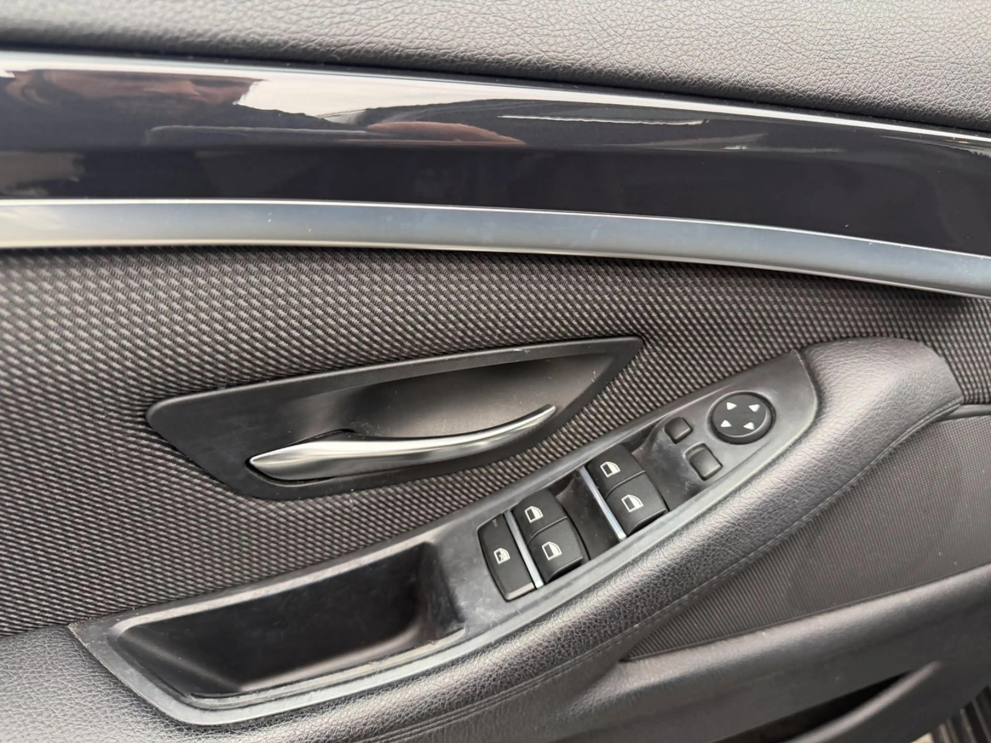 BMW 525 5 Limousine 525 d — photo 13