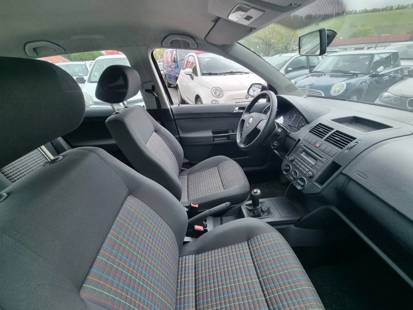Volkswagen Polo IV Klima Tüv2025 Zv. El.Fh Alu Scheckheft Schwarz - 2