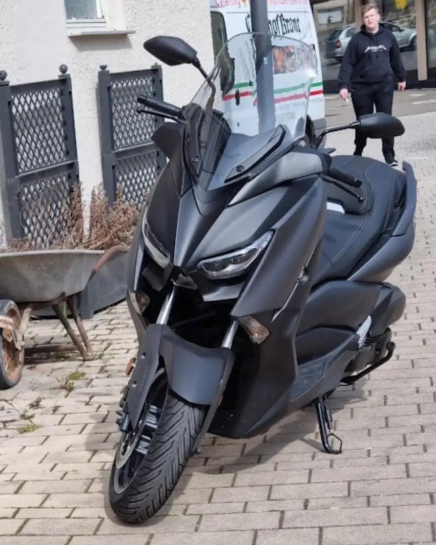 Yamaha X-Max 125 Negru - 1