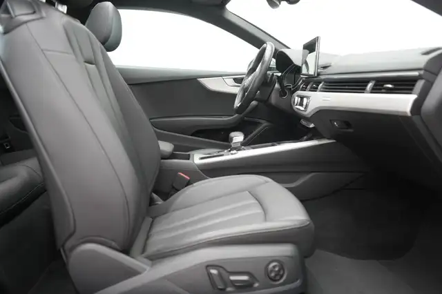 Audi A5 view 14