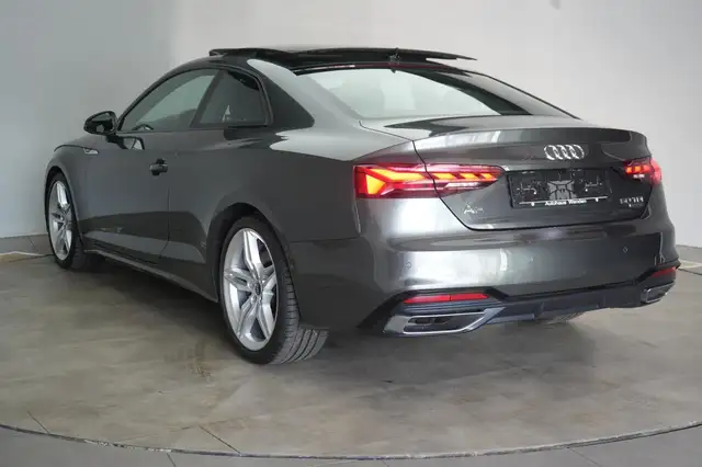 Audi A5 view 4
