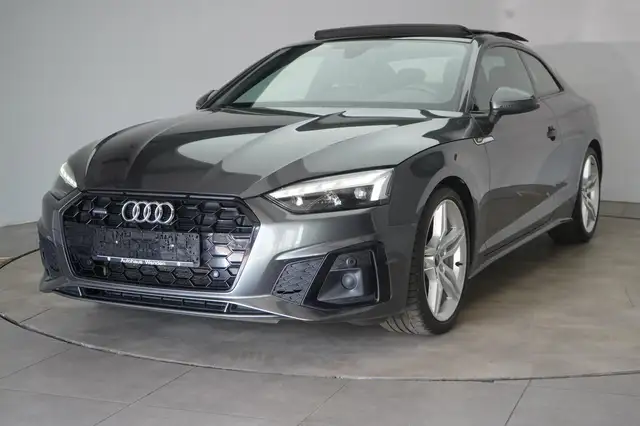 Audi A5 view 3