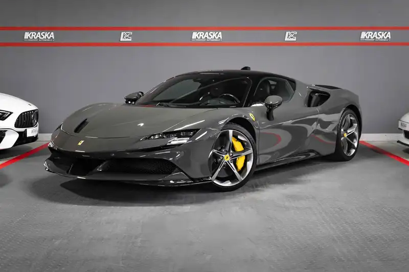 FERRARI Sf90