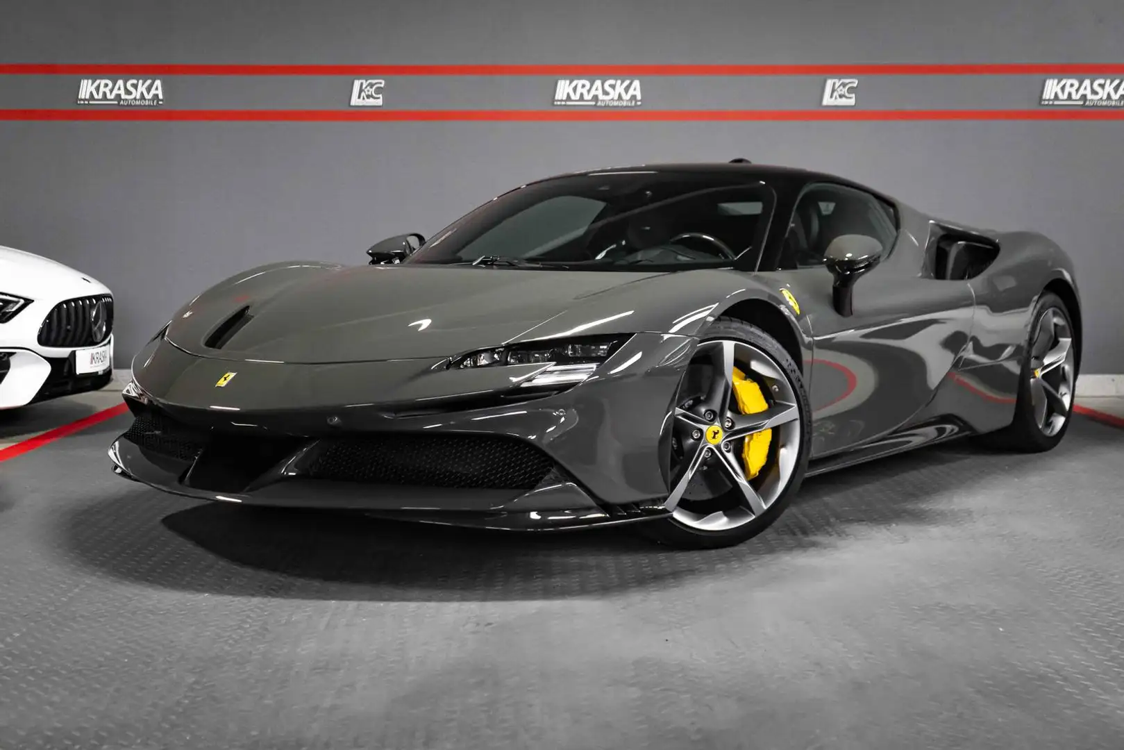 Ferrari SF90 Stradale AFS CARBON ASSETTO FIORANO Daytona Grau - 2