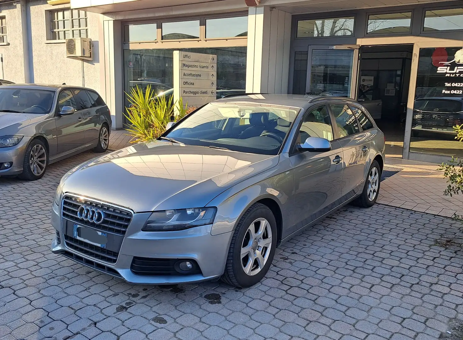 Audi A4 A4 Avant 2.0 TDI 143CV F.AP. Ambiente Grigio - 2
