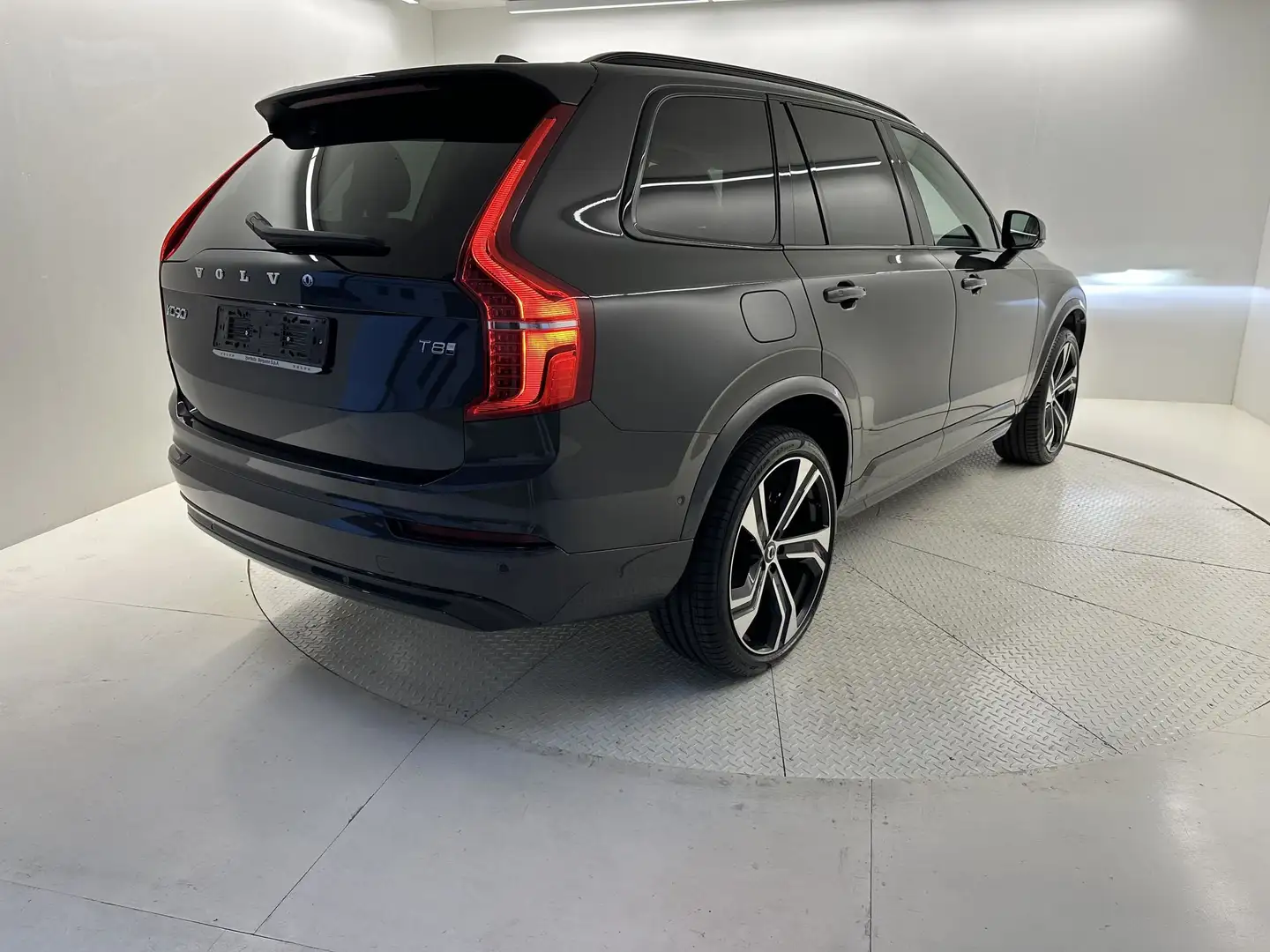 Volvo XC90 XC90 T8 Plug-in Hybrid AWD automatico 7 posti Ult Gris - 2