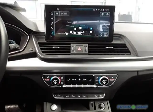 Audi Q5 view 8