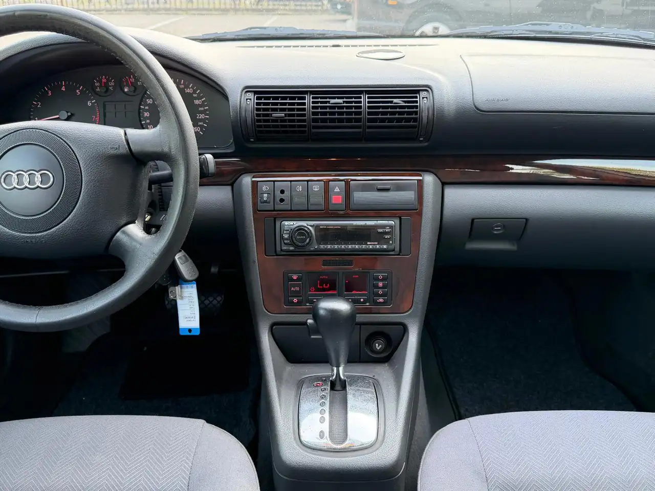 Audi A4 Avant 1.8 5V Advance - UNIEK - RIJDT & SCHAKELT GO, foto 12