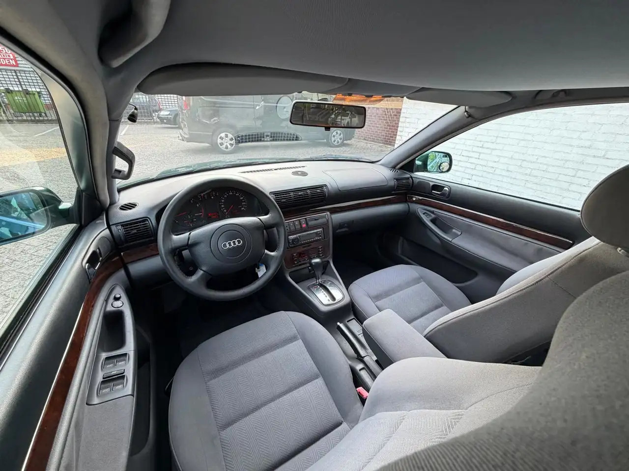 Audi A4 Avant 1.8 5V Advance - UNIEK - RIJDT & SCHAKELT GO, foto 9